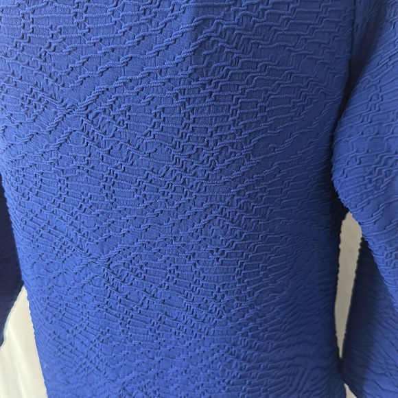 Blue Textured Shift Dress Knee Length Textured and Lined 💙 - Picture 2 of 4